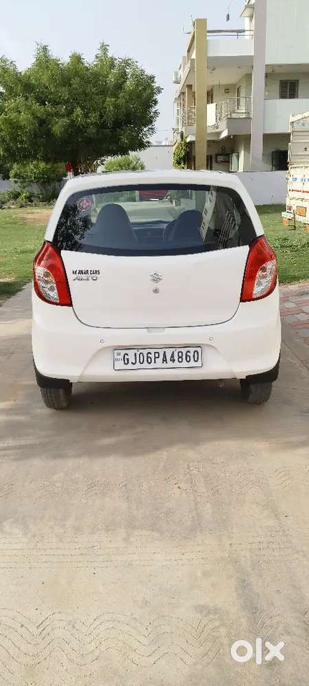Dusri Gadi Leni Hai