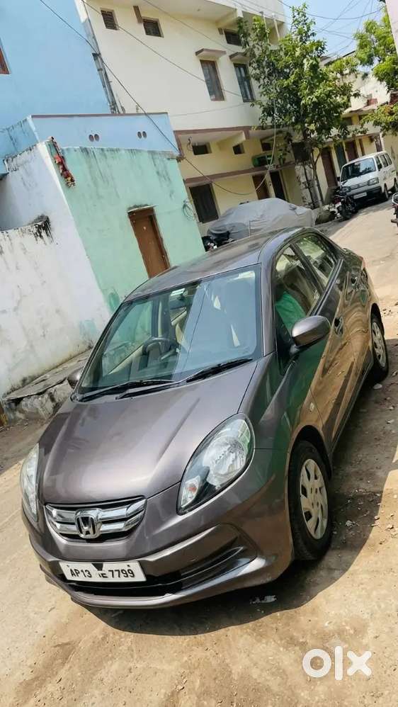 Honda Amaze 1.5 V 2013