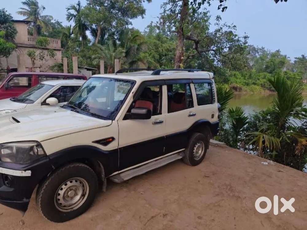 Mahindra Scorpio 2017 Diesel 80000 Km Driven