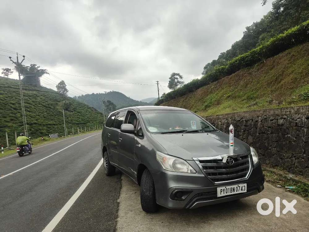 Toyota Innova 2011 Diesel Well Maintained