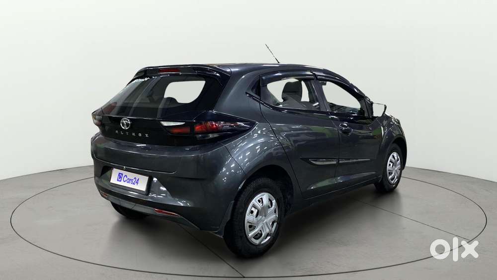 Tata Altroz 1.2 Xe Plus Petrol, 2022, Petrol