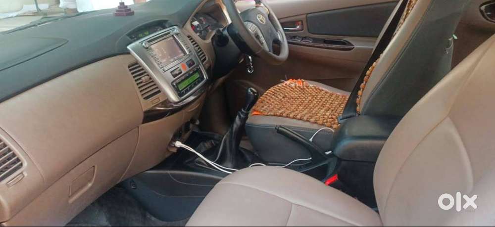 Toyota Innova 2017 Diesel Well Maintained