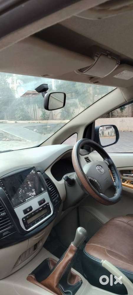 Toyota Innova 2.5 Vx 7 Str Bs-iii, 2011, Diesel