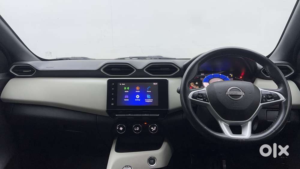 Nissan Magnite 1.0 Xv, 2022, Petrol