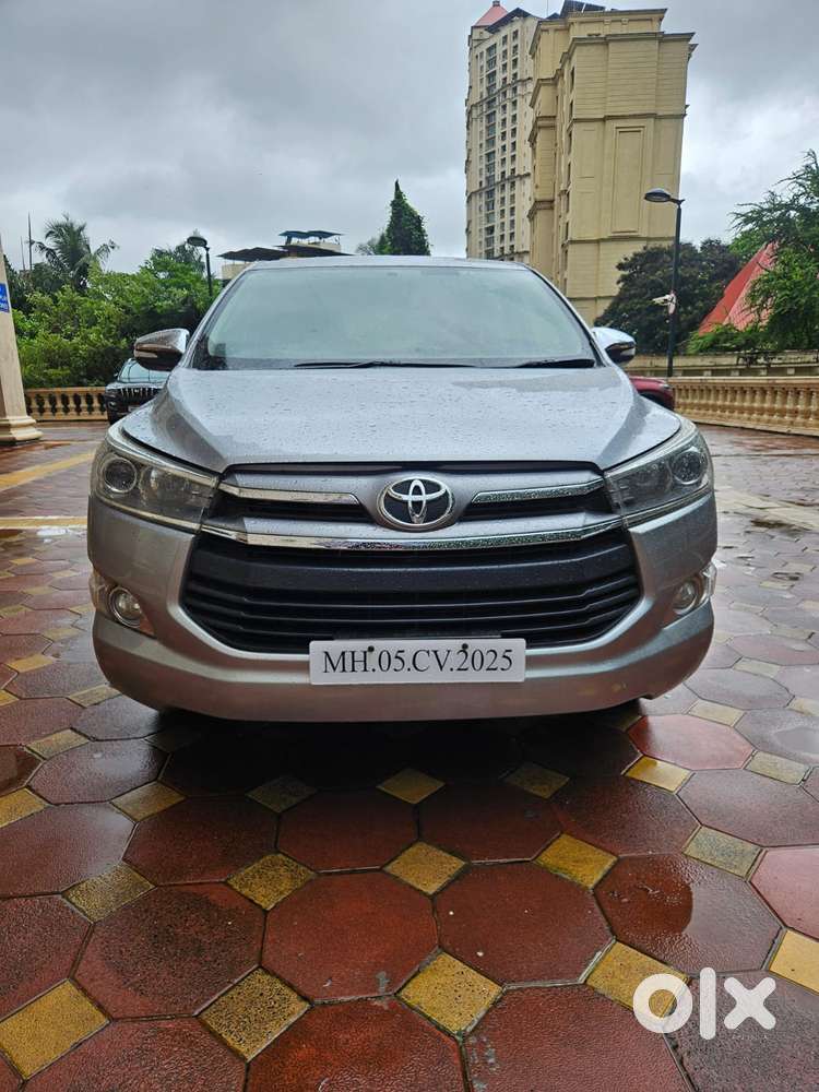 Toyota Innova Crysta 2.8z Automatic, 2016, Diesel
