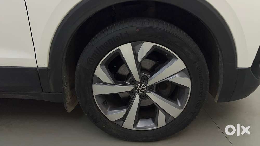 Volkswagen Taigun Topline 1.0 Tsi At (electric Seats), 2022, Petrol