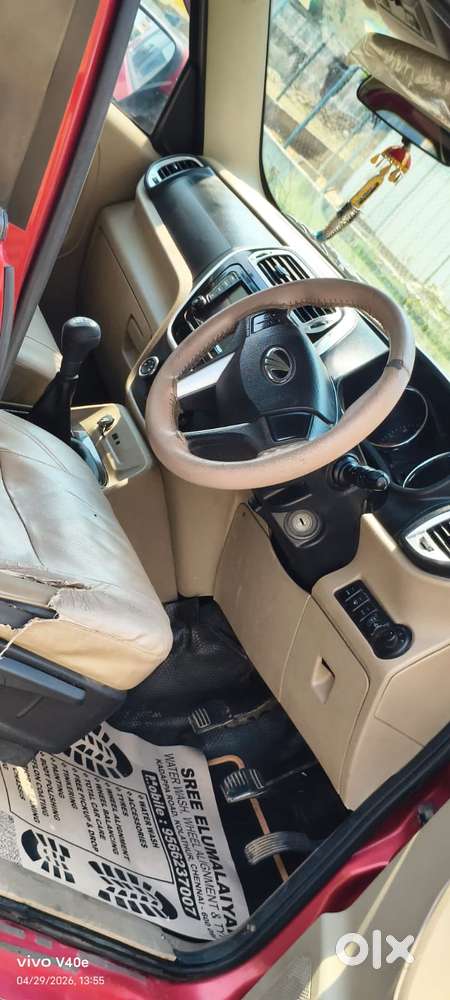 Mahindra Tuv 300 T10 Opt, 2018, Diesel
