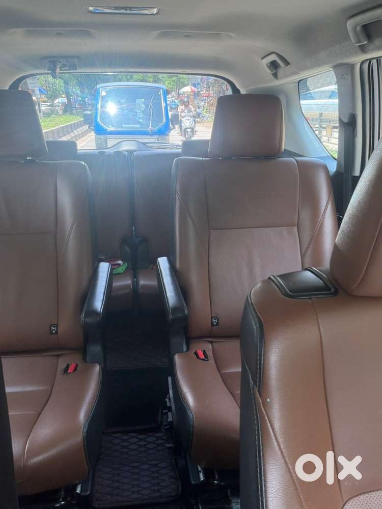 Toyota Innova Crysta Diesel 2022