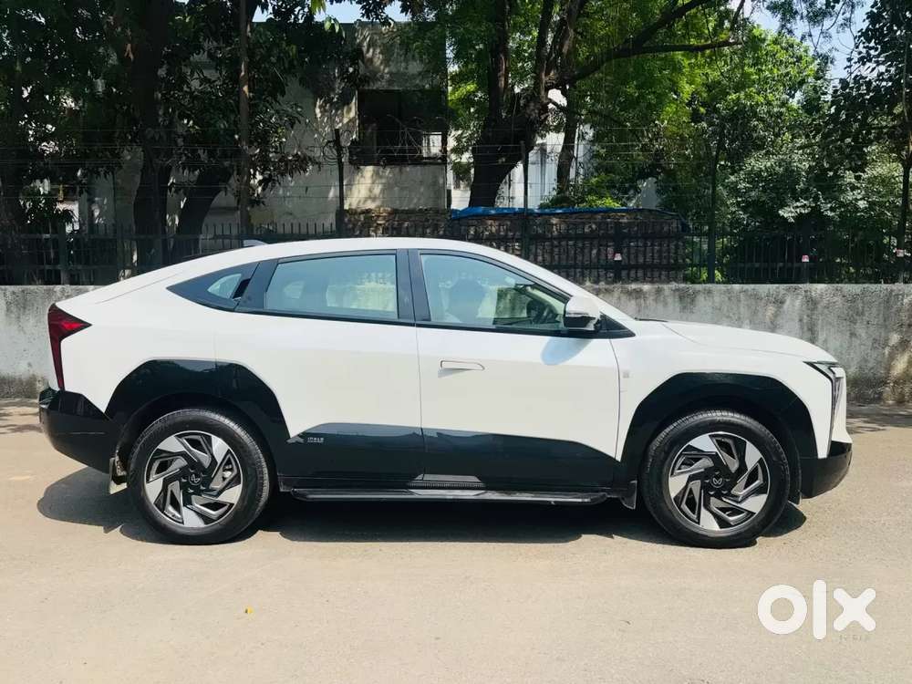 Mahindra Xev 9e Pack Two, 2025, Electric