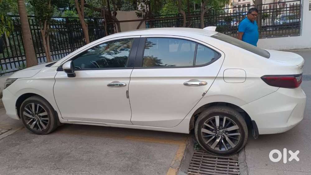 Honda City 5th Genvx Cvt I-vtec 2022 Sunroof Model
