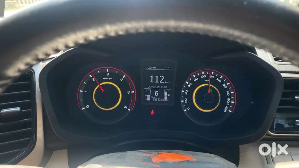 Mahindra Xuv300 2020 Diesel Well Maintained