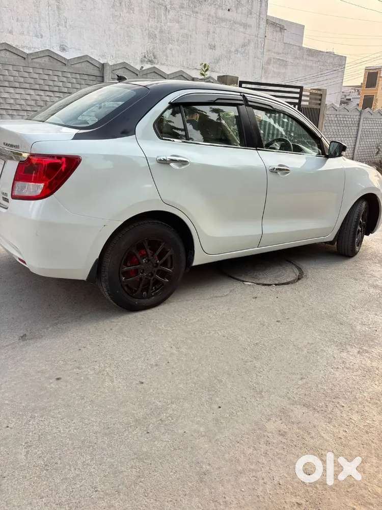 Maruti Suzuki Dzire 2017 Petrol Well Maintained