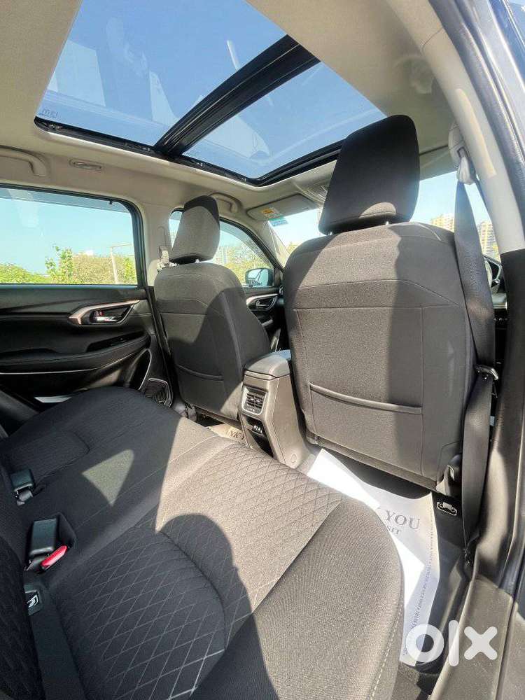 Maruti Suzuki Grand Vitara 1.5 Zeta Smart Hybrid At, 2025, Petrol