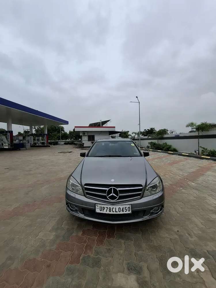 Mercedes-benz C-class 2011 Petrol 95000 Km Driven