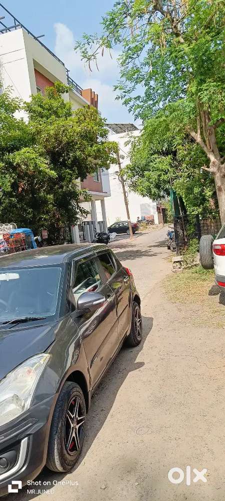 Maruti Suzuki Swift 2015 Diesel 82195 Km Driven.all Variant On
