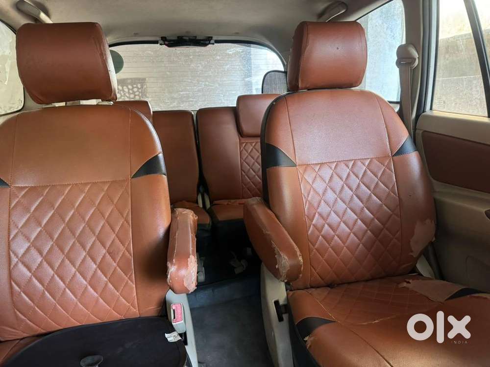 Toyota Innova 2009 Cng & Hybrids Well Maintained