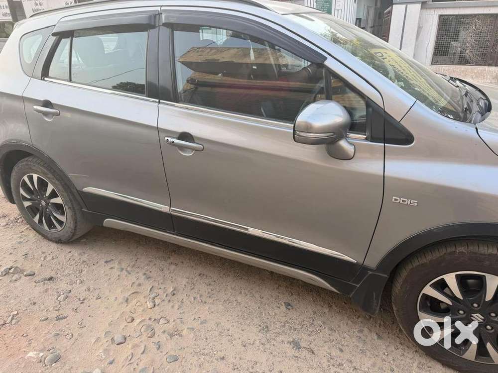 Maruti Suzuki S-cross 2017 Diesel Well Maintained