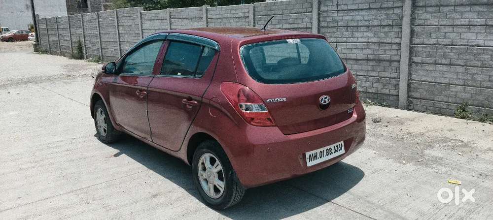 Hyundai I20 Sports 2012 Petrol+cng Well Maintained Imaculate Condition