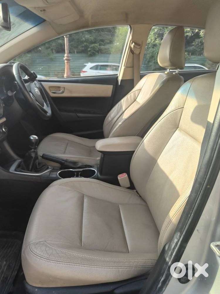 Toyota Corolla Altis Gl Mt, 2015, Cng & Hybrids
