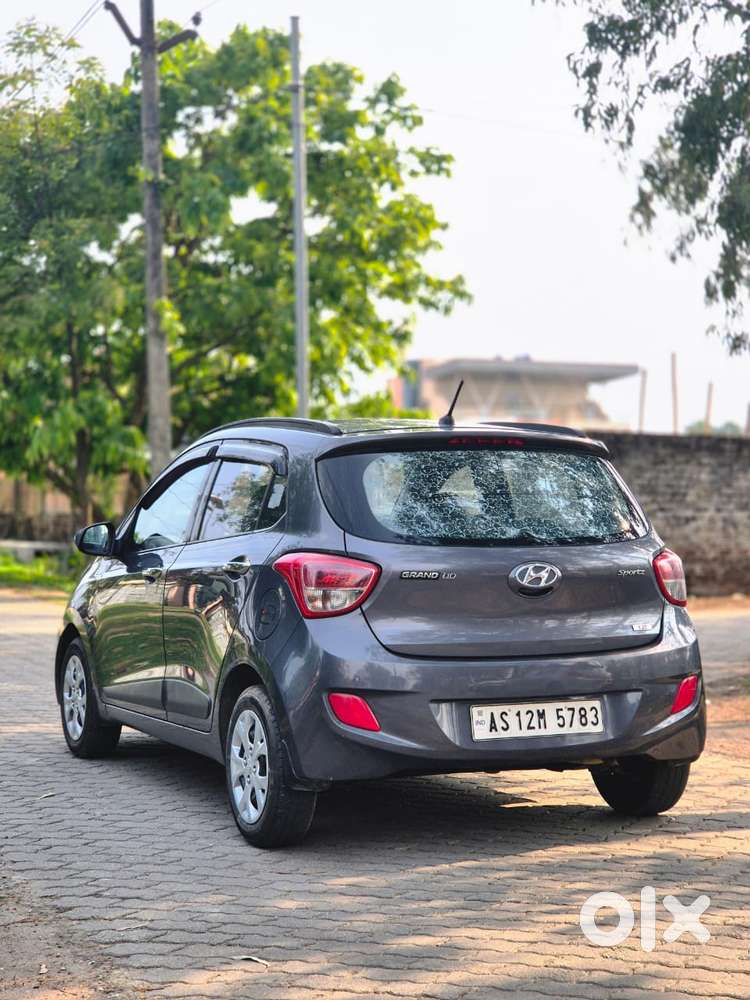 Hyundai Grand I10 2013-2016 At Sportz, 2015, Petrol