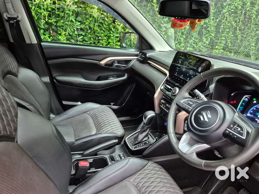 Maruti Suzuki Grand Vitara 1.5 Alpha Plus Intelligent Hybrid Ecvt, 2..