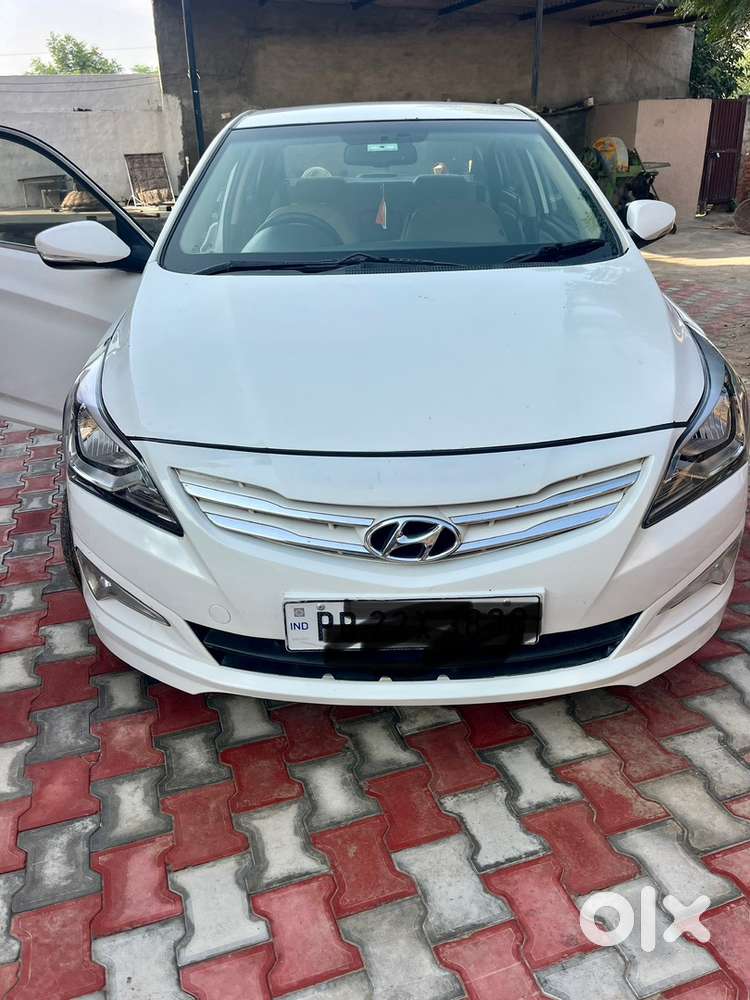 Hyundai Fluidic Verna 2016