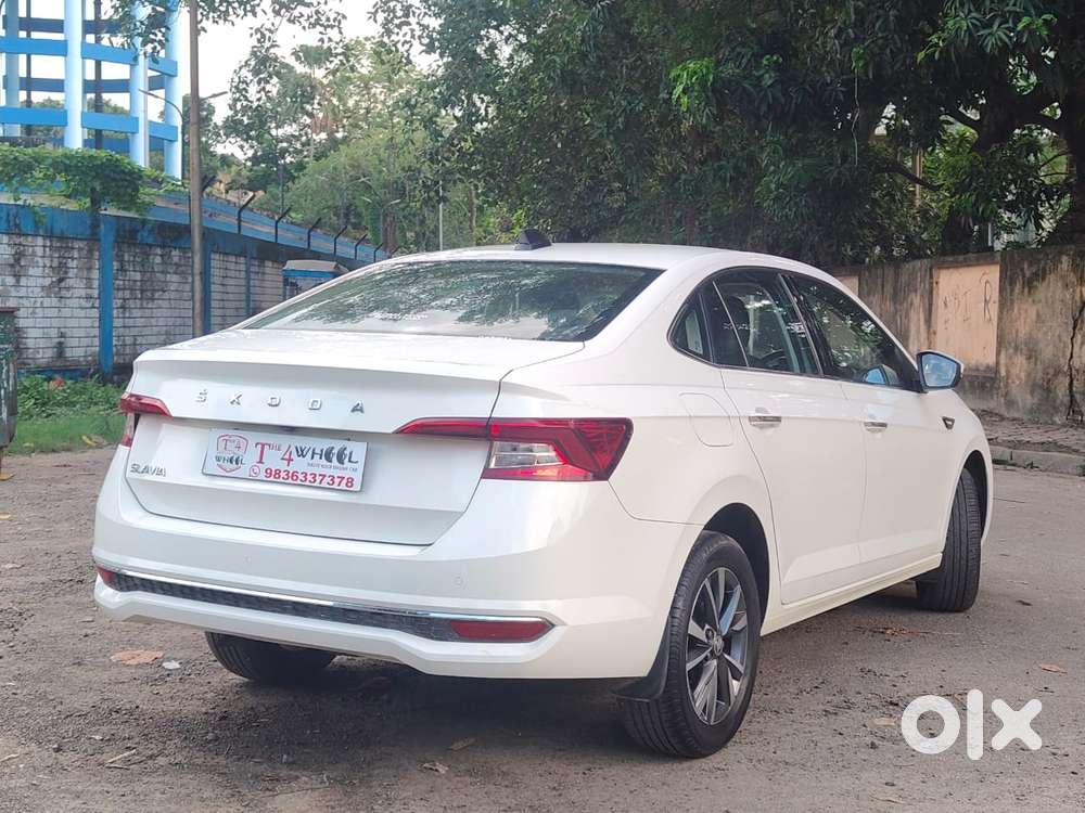 Skoda Slavia 1.0 Tsi Style, 2023, Petrol