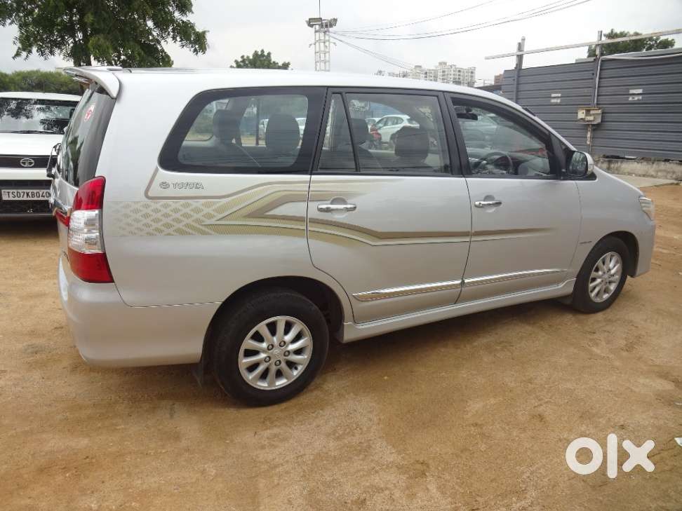Toyota Innova 2.5 Zx 7 Str Bs-iv, 2014, Diesel