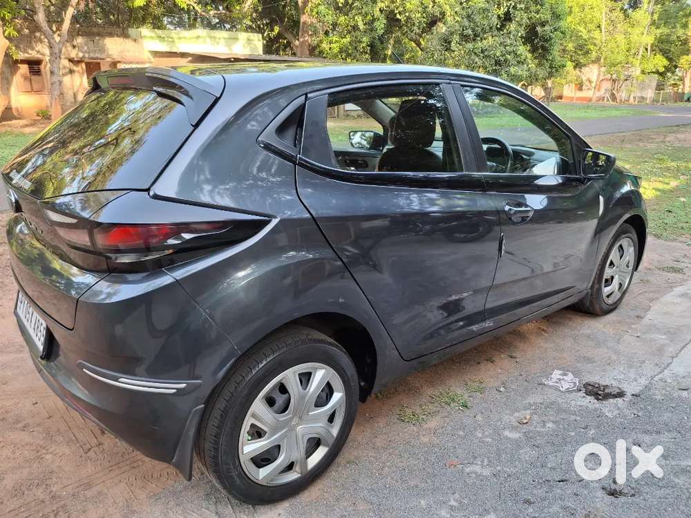 Tata Altroz 2021 Petrol Well Maintained