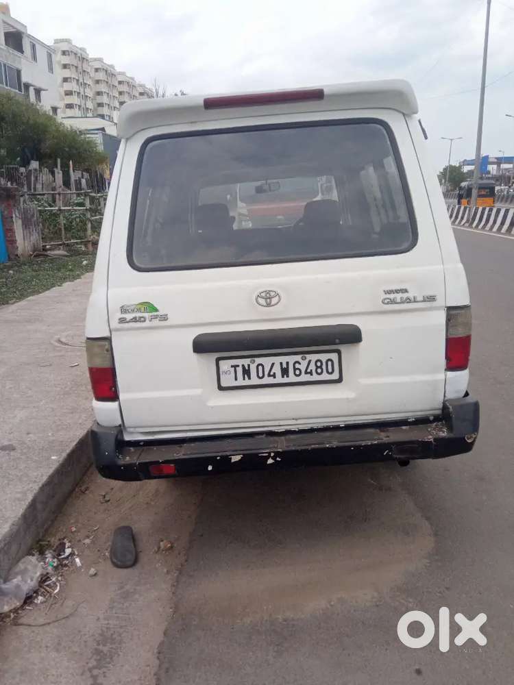 Toyota Qualis