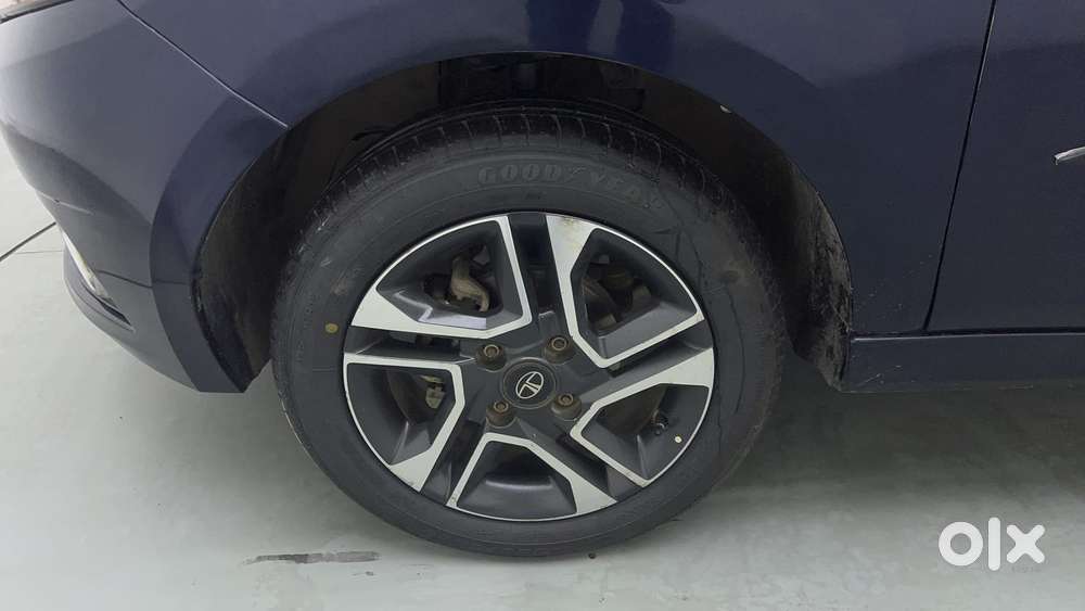 Tata Tigor Xza, 2019, Petrol