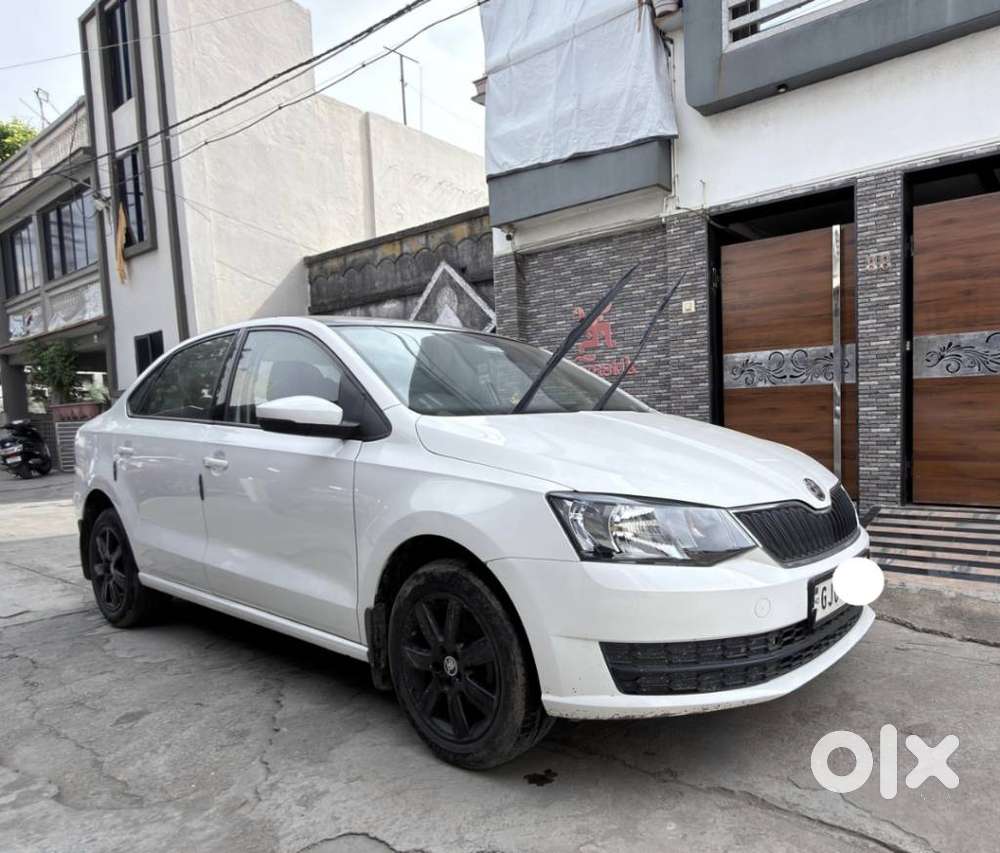 Skoda Rapid Tsi Active 1.0 Mt, 2020, Petrol