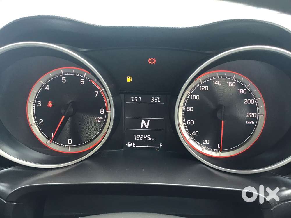 Maruti Suzuki Swift Amt Vxi, 2019, Petrol
