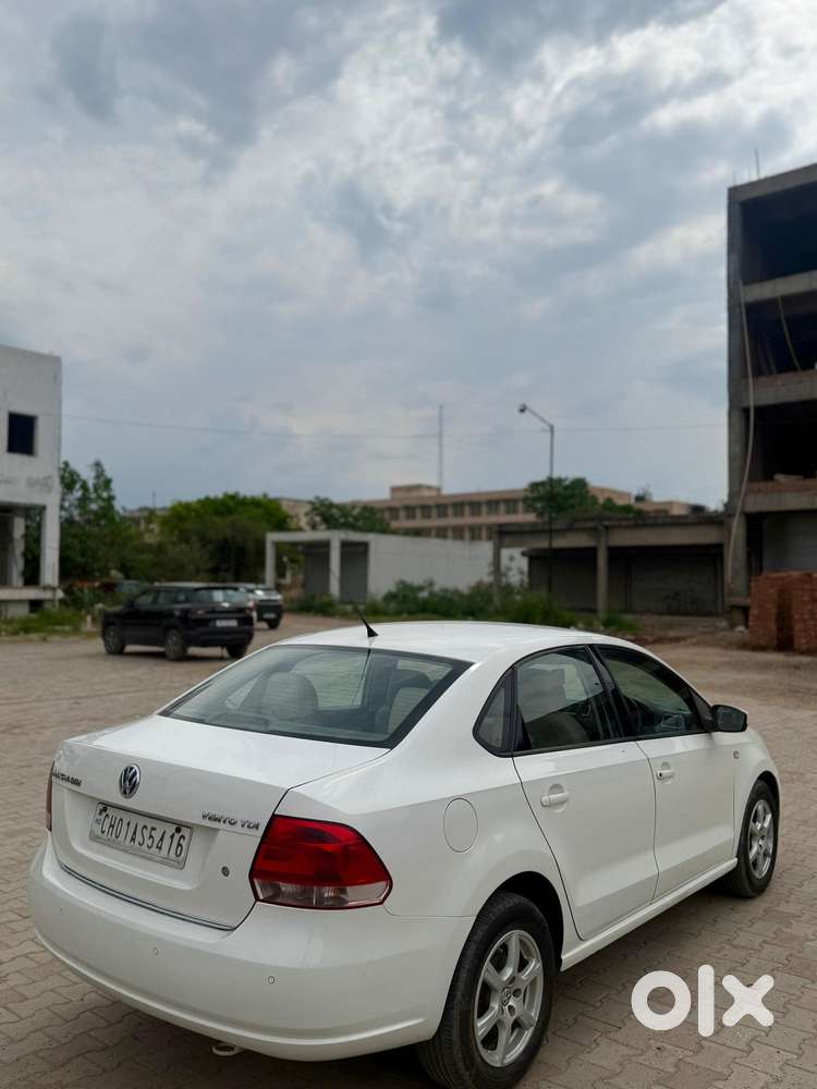 Volkswagen Vento 1.6 Highline Plus 16 Alloy, 2013, Diesel