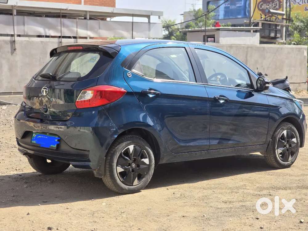 Good Condition Less Used Ev Top Of The Line Vehicle