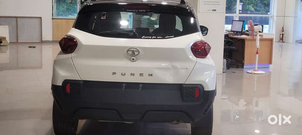 Tata Punch 1.2 Revotron Creative Amt Dual Tone, 2023, Petrol