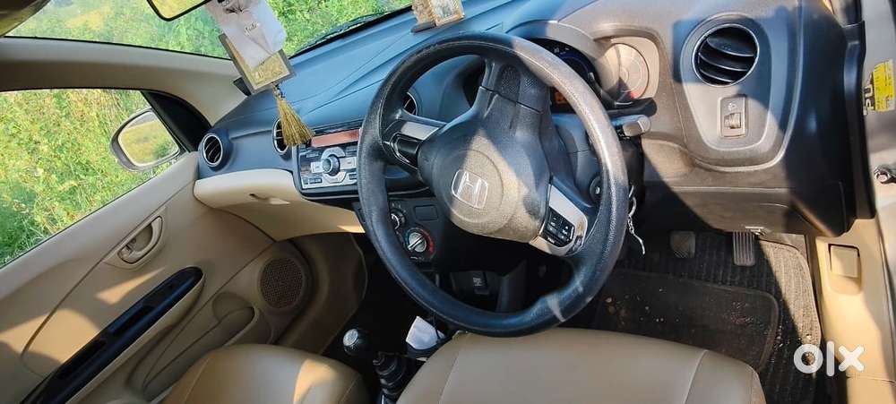 Honda Amaze, 2016