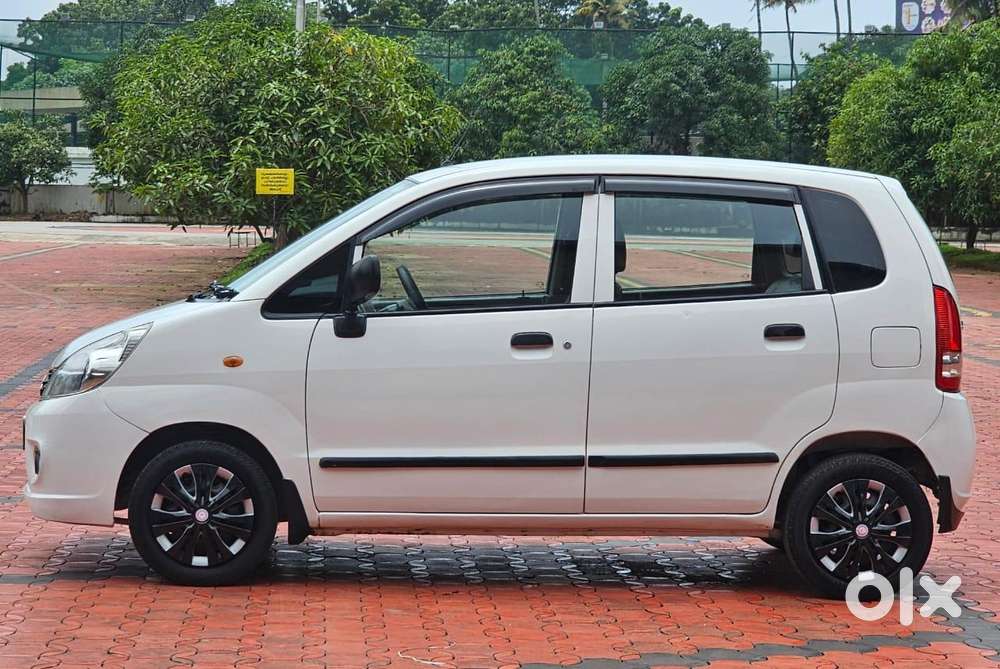 Maruti Suzuki Zen Estilo Lxi Bs Iv, 2011, Petrol