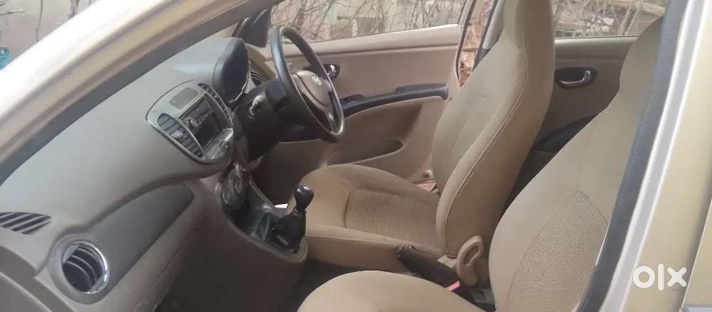 Hyundai I10 Sportz Petrol 2011