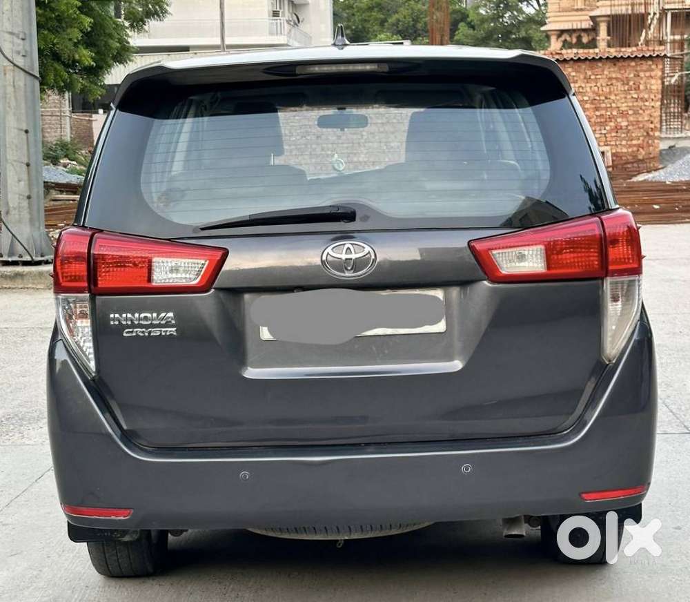 Toyota Innova Crysta 2.4 Gx Mt, 2017, Diesel