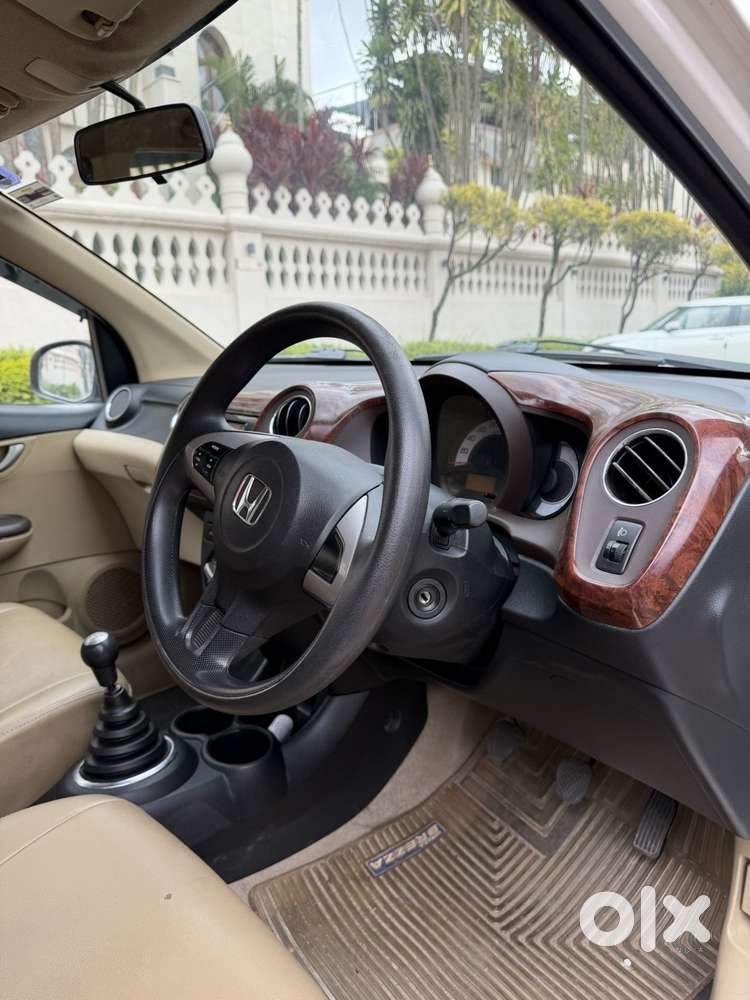 Honda Brio Vx, 2014, Petrol