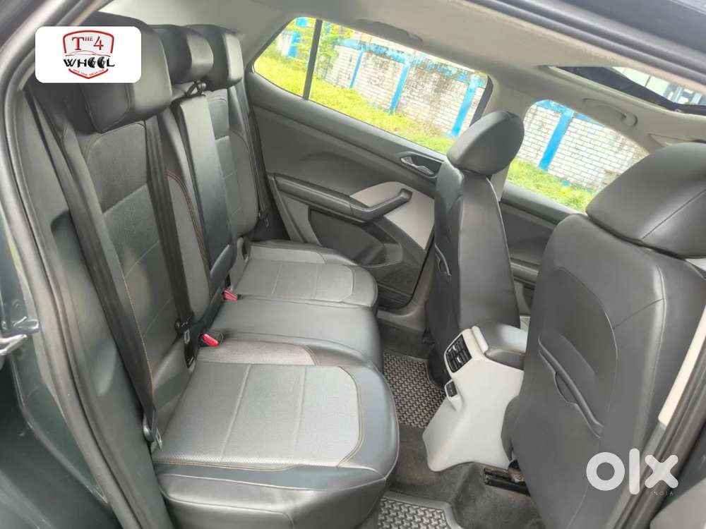Skoda Kushaq Style 1.0l Tsi At, 2022, Petrol
