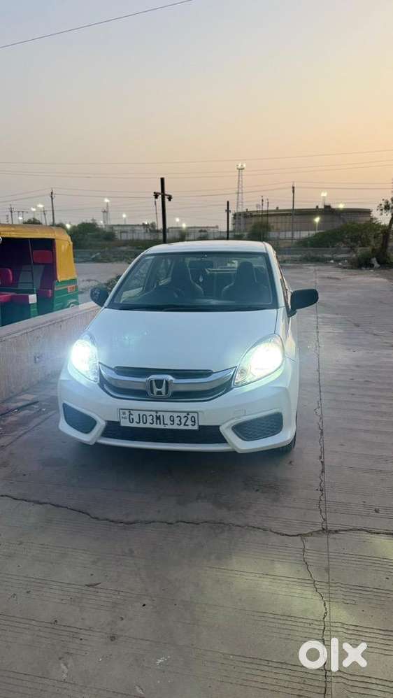 Honda Amaze 2017 Cng & Hybrids Well Maintained