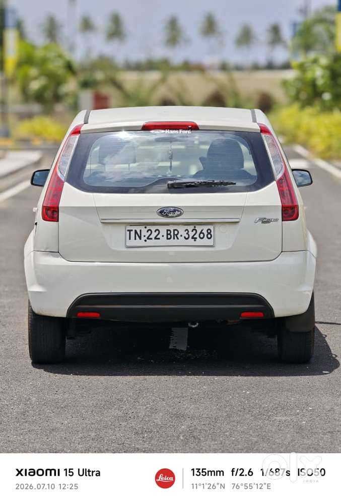 Ford Figo Petrol Zxi, 2010, Petrol