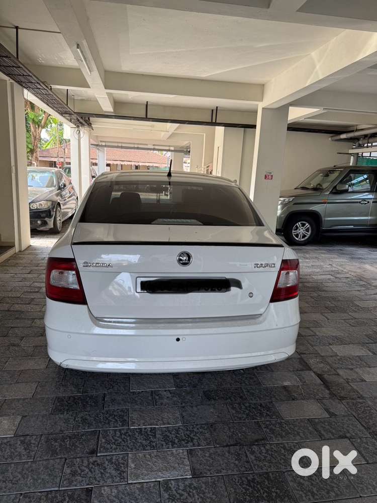 Skoda Rapid Diesel 2017 Car