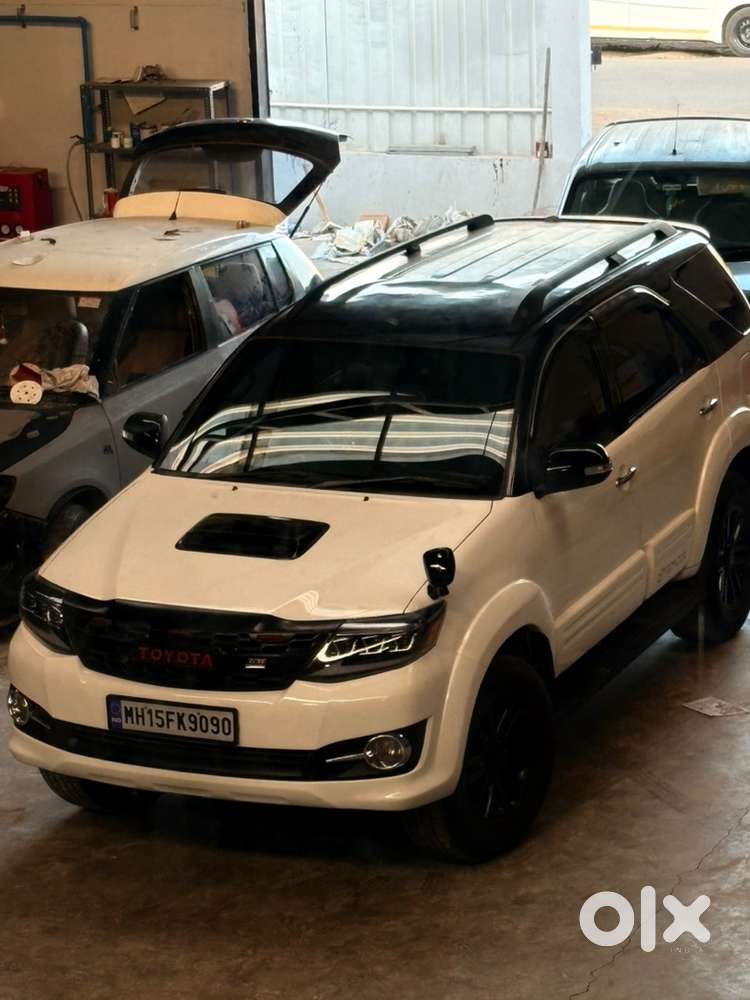Toyota Fortuner Diesel 2016 Variant