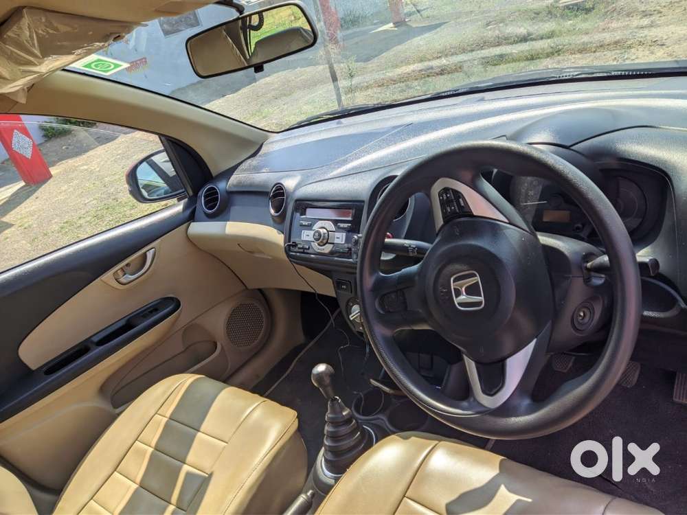 Honda Brio 2015 Petrol Well Maintained
