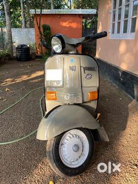 Bajaj scooter old outlet olx