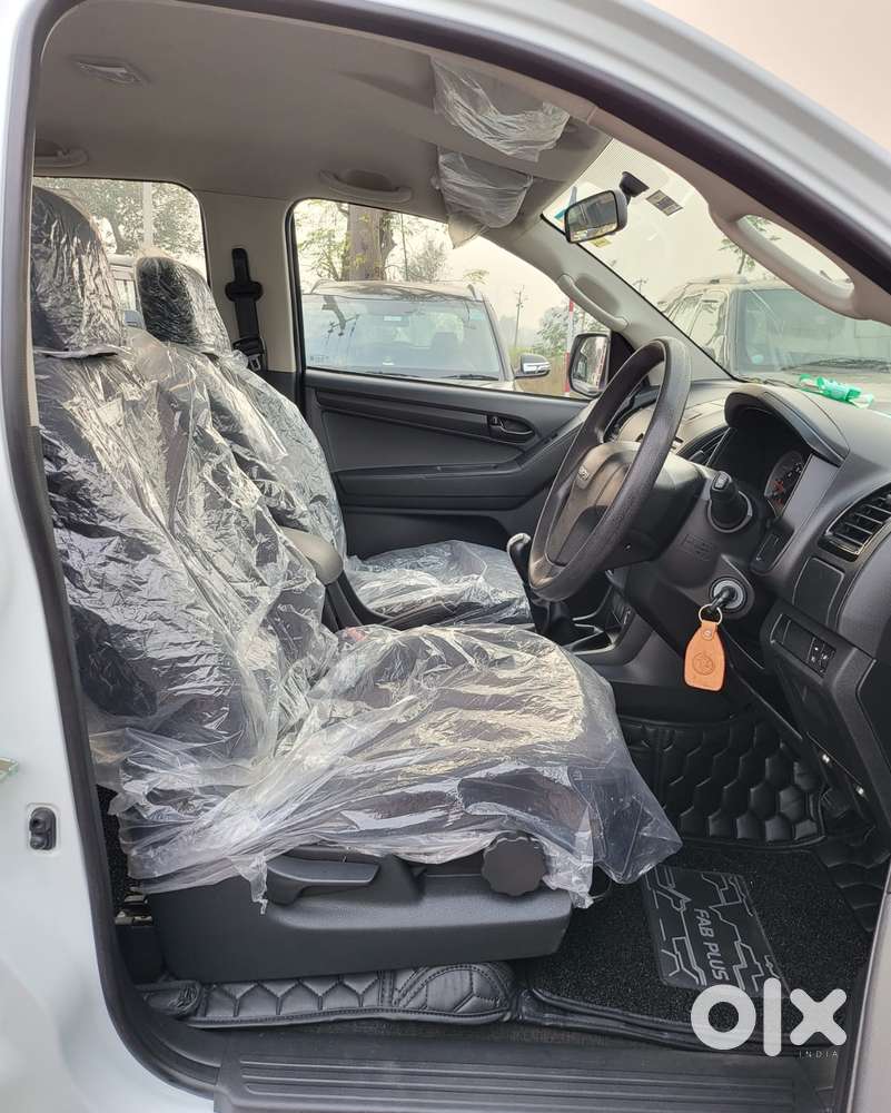 Isuzu Hi-lander 4x2 Mt, 2022, Diesel