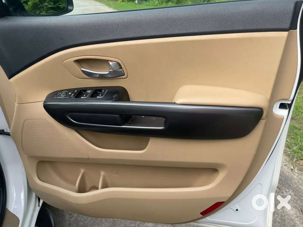 Kia Carnival, 2021, Diesel